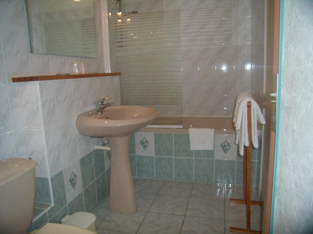 Hotel Le Relais Fleurance Habitación foto